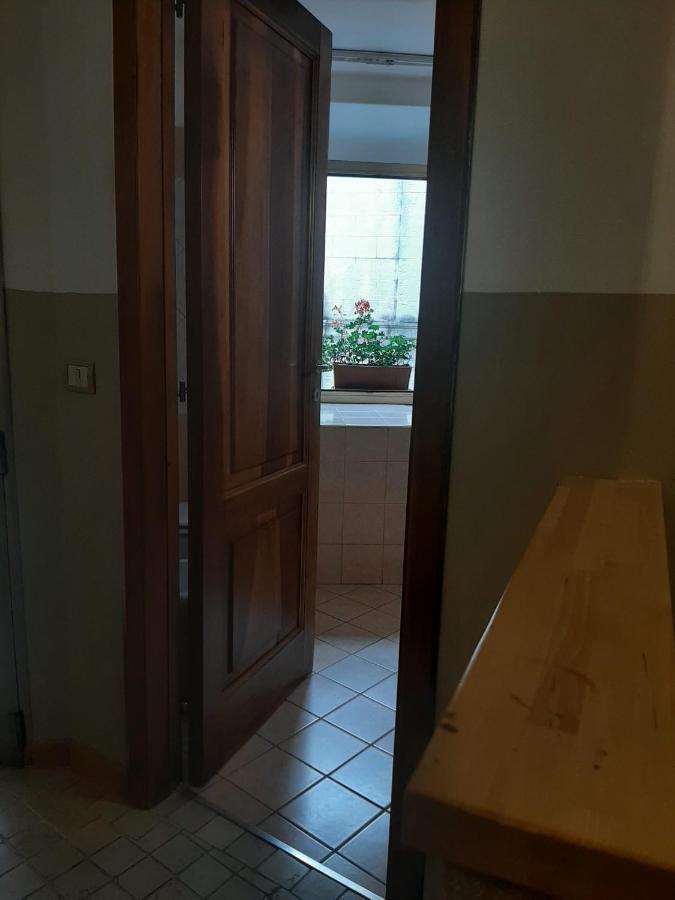 Alloggi Piazza Umberto Primo Pacentro Bagian luar foto